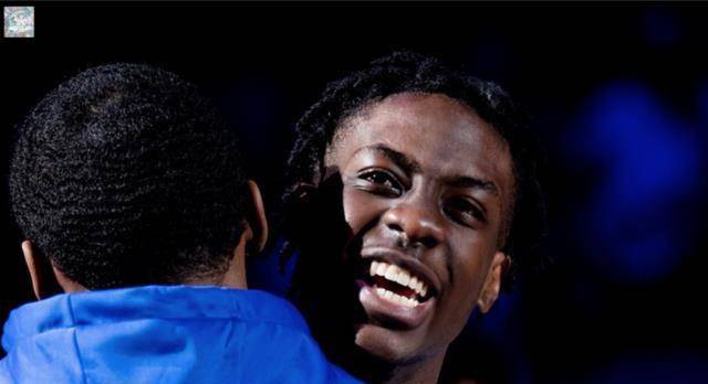 早逝新秀特伦斯-克拉克:偶像隆多,倔强成长的篮球好苗子_比赛_dex