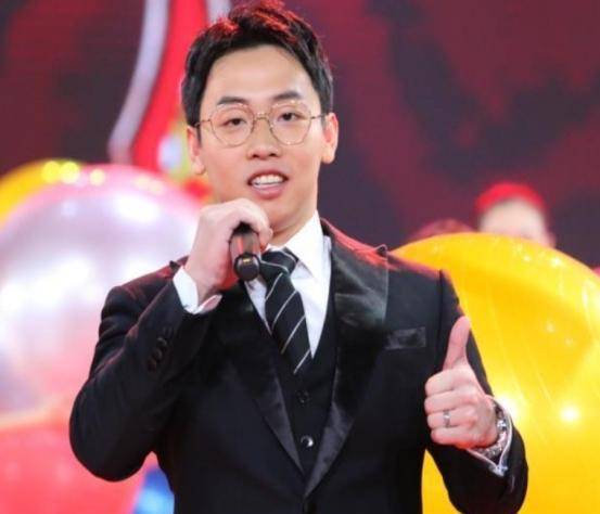 获得25枚奥运金牌,退役后娶走体坛女神_中国体操队_周婕_运动