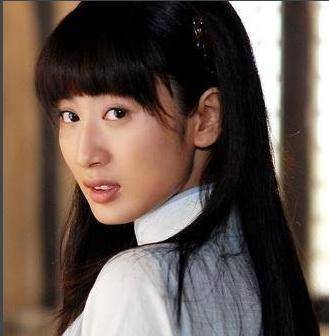 于正澄清封杀郭珍霓,警告营销号称律师正在取证,遭网友讽刺戏多_剧中