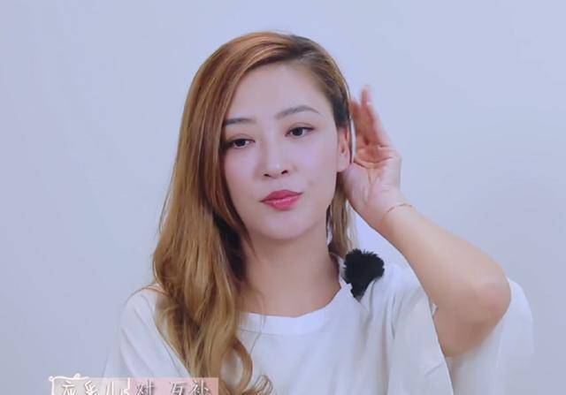 应采儿的表情扎心了_陈小春_老婆_节目