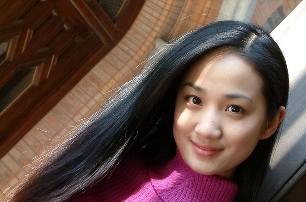 张桐的妻子关思婷,丈夫患病她不离不弃,虽无子女但生活幸福甜蜜_时候