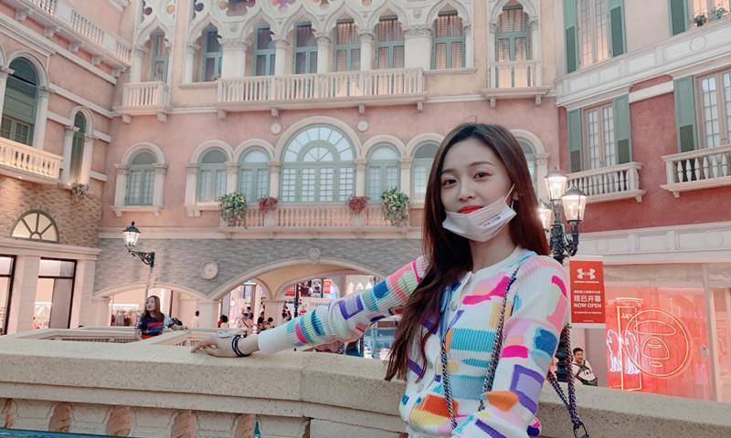 火箭少女101成名之路确实不易,为保持身体只能遵守公司的要求_身材