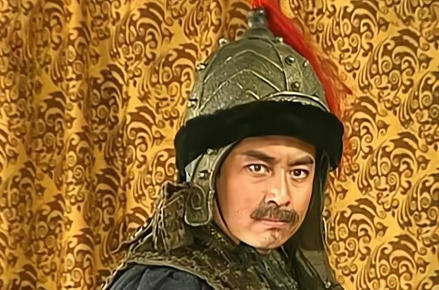 周泰入选二十四名将,又20回合解决沙摩柯,他打得过五虎将吗?