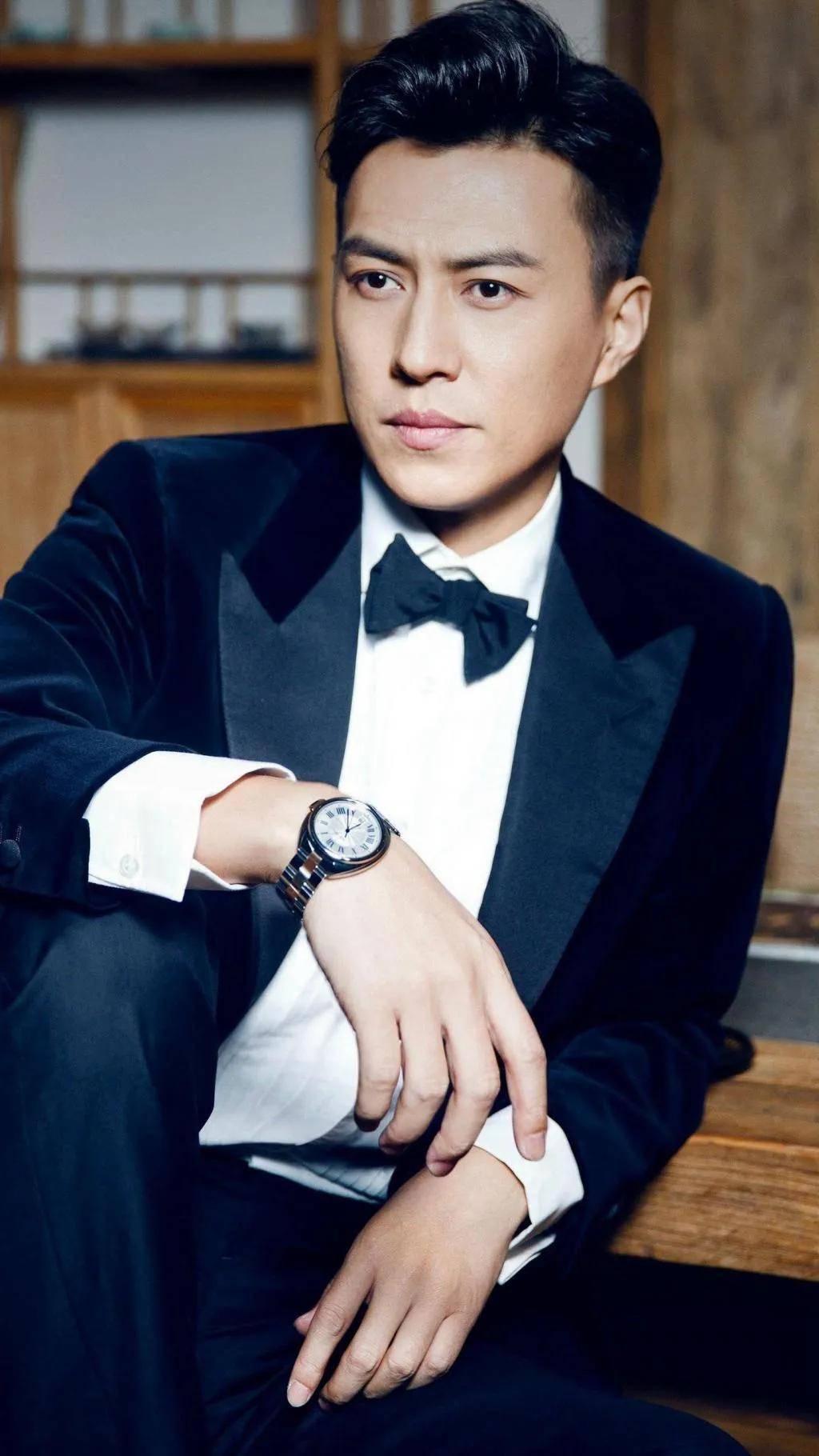 当地著名演员——靳东_演技派_作品_表演