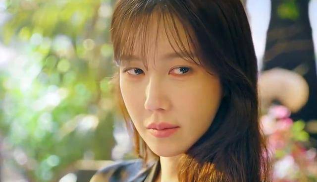 《顶楼3》露娜黑化白俊基露出真面目秀莲疑被逼出"双重人格"_罗爱乔