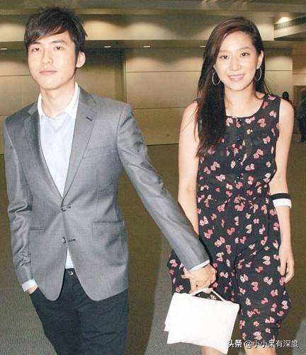 两年后,两人迎来了双胞胎儿子蔡靖天和蔡靖曦.