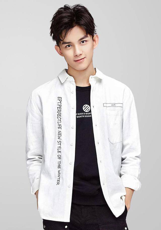 《张公案》撕番结束,吴磊出面回应显憔悴,井柏然搭档杨紫拍新剧_团队