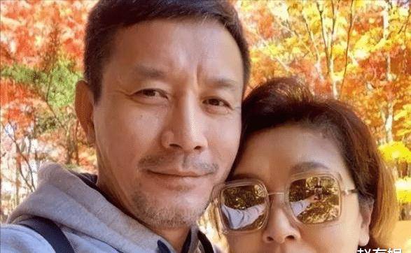 田小洁:与曾萍分手后,51岁爱上大3岁的江珊,对继女视如己出_感情_孩子