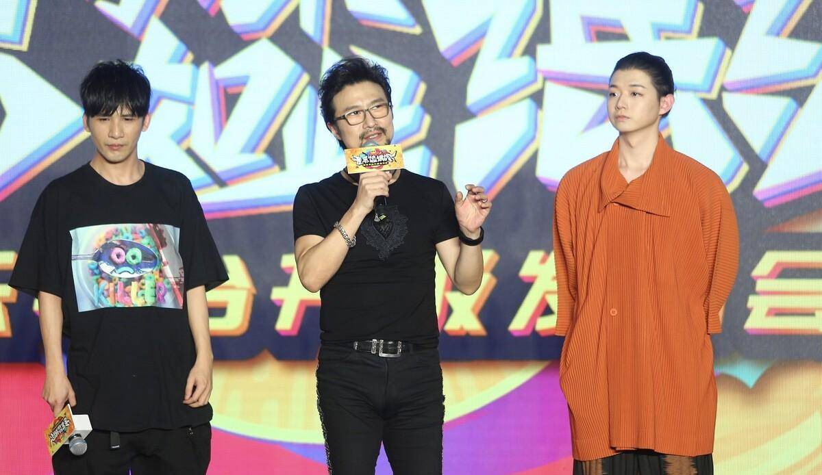 大张伟禁播歌曲_大张伟 的人生经历 摇滚乐 发展历程