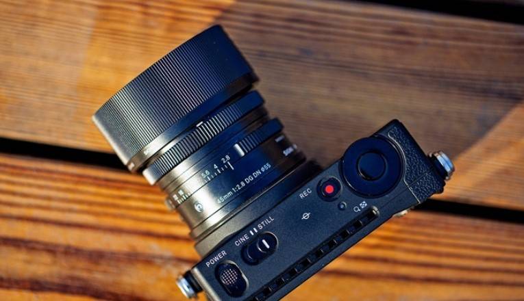 总之,适马fp l相机的发布标志着摄影界的一次重要突破.