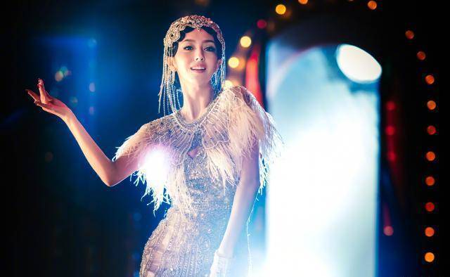 《鼠胆英雄》佟丽娅演喜剧依然妩媚妖娆,和岳云鹏组cp靠谱吗?