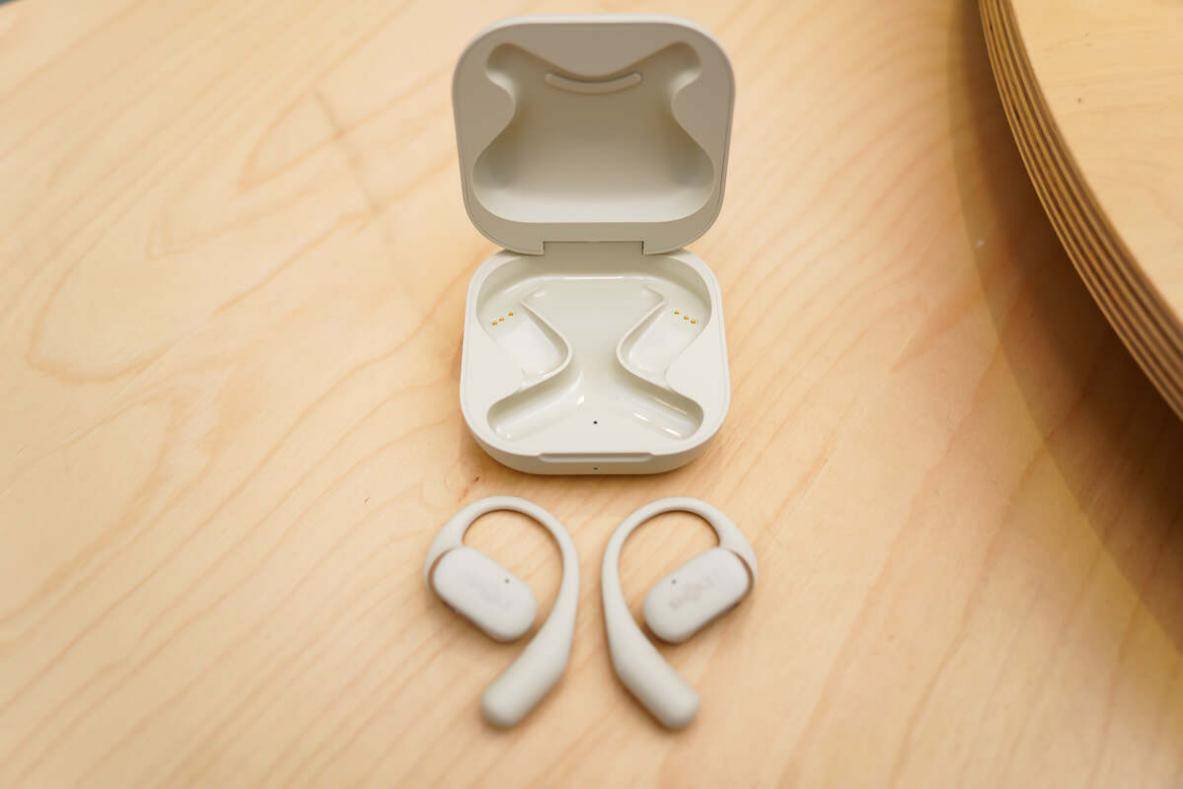 耳机开放式好还是封闭式好?开放式耳机是啥意思