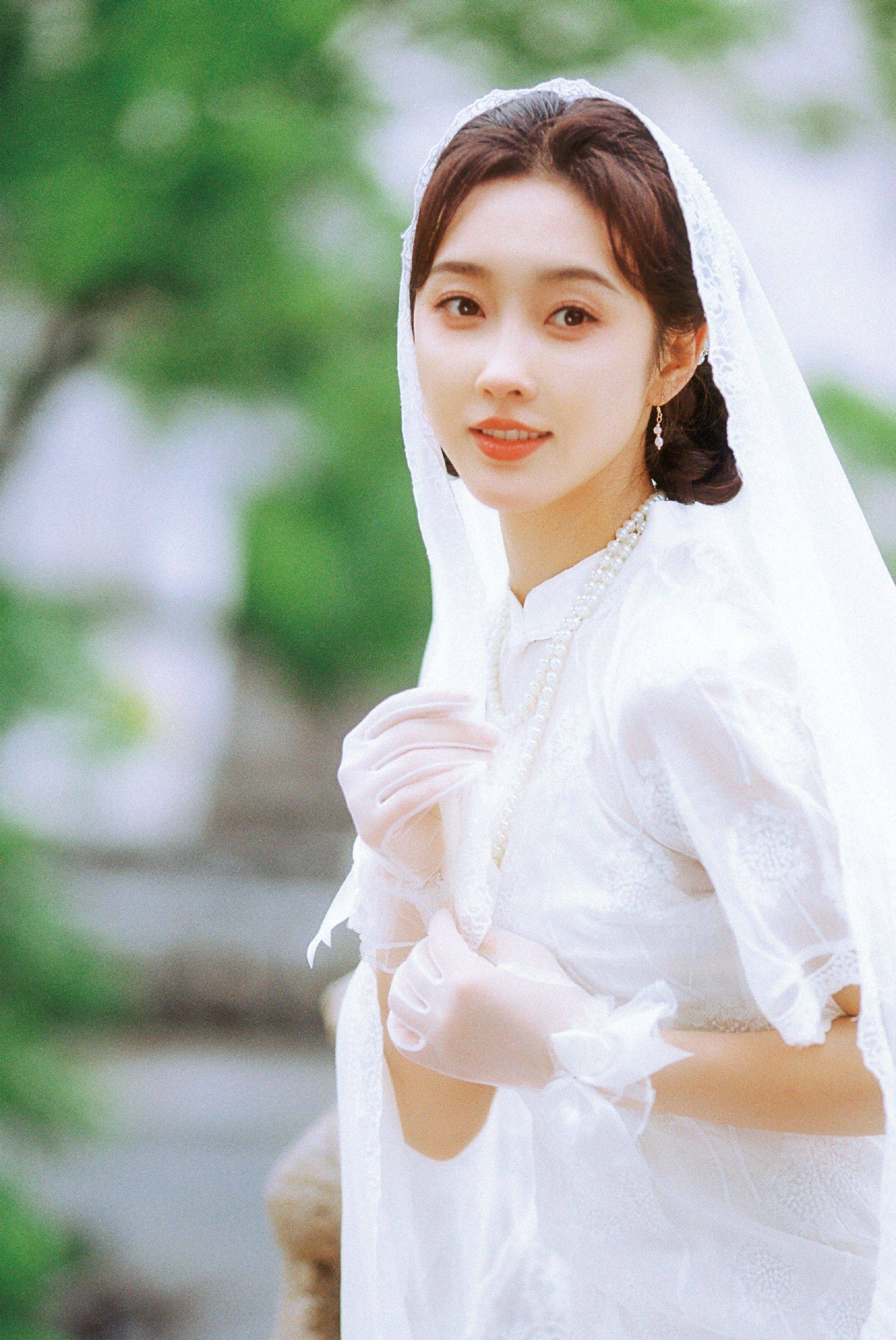 宣璐民国白色旗袍优雅性感写真_美人_一颦一笑_魅力