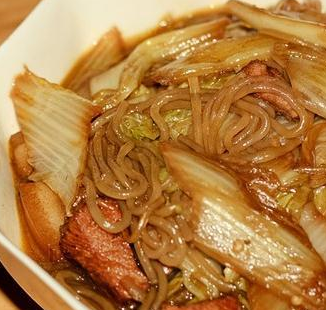 中国八大菜系为什么没有东北菜？南方人：可能是不够精致