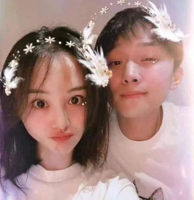 的郑爽初恋男友也发声了,短短14个字感叹"人心易变"_陆思宇_张翰_张恒