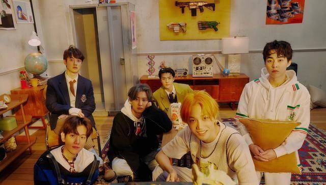 exo九周年回归之际,频频被曝假料引路人误会_都会_日子_走过