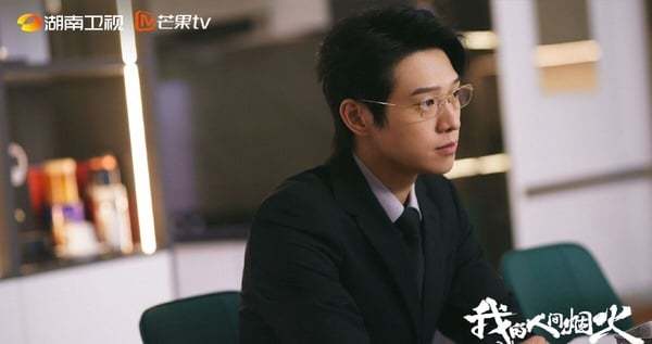 霸道总裁小说排行榜_郭晶晶穿人字拖被日媒批评后,霍启刚现身陪其购物,疑为妻子撑腰