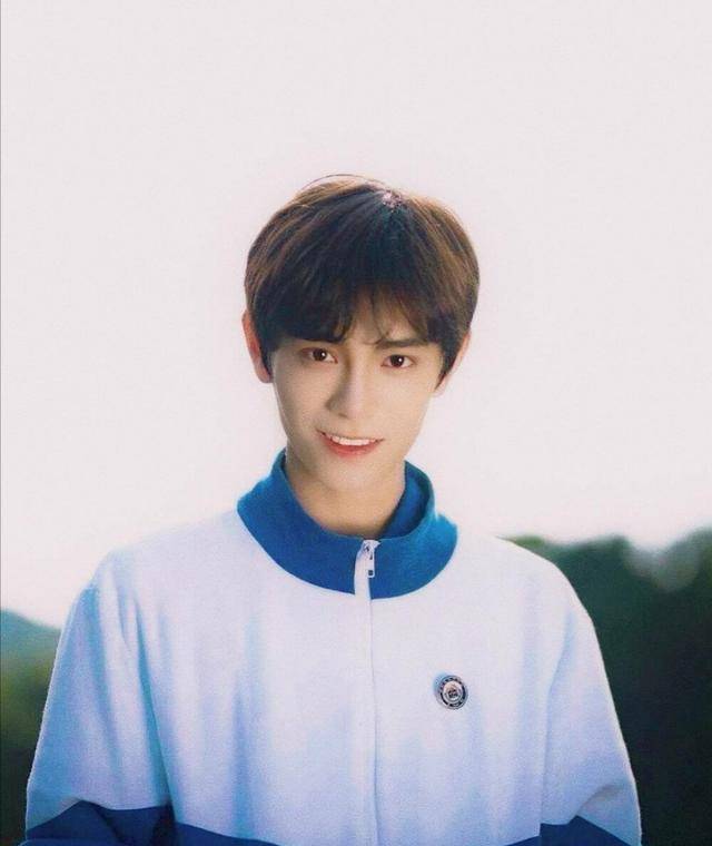 丁禹兮成名前素颜照曝光,这还是你们认识的韩少君吗?