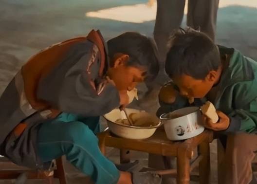 万达电影城上映王宝强历经六年，“塑造”的优质《八角笼中》电影-万达爆宝