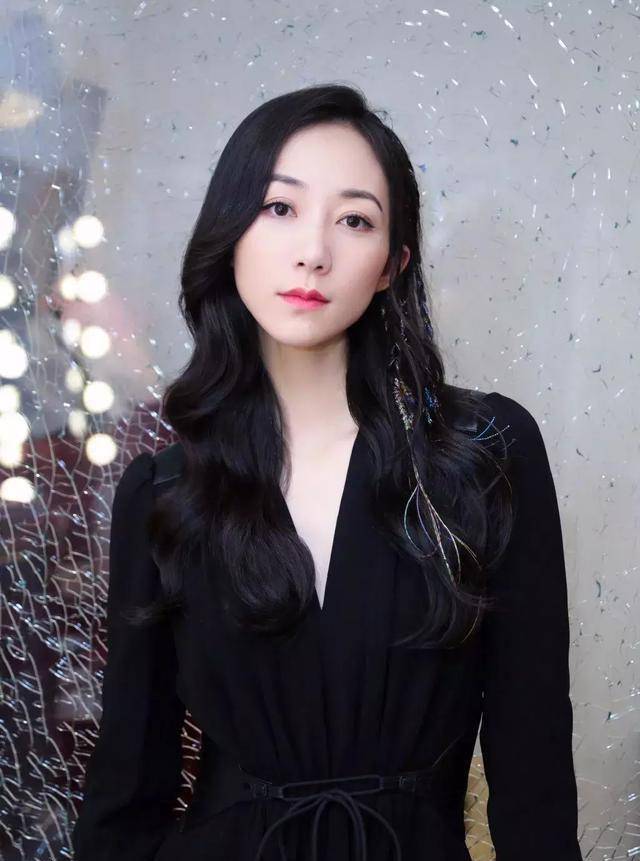 只是不知道,"学霸女神","敬业女演员"的人设崩塌之后,韩雪要用什么样