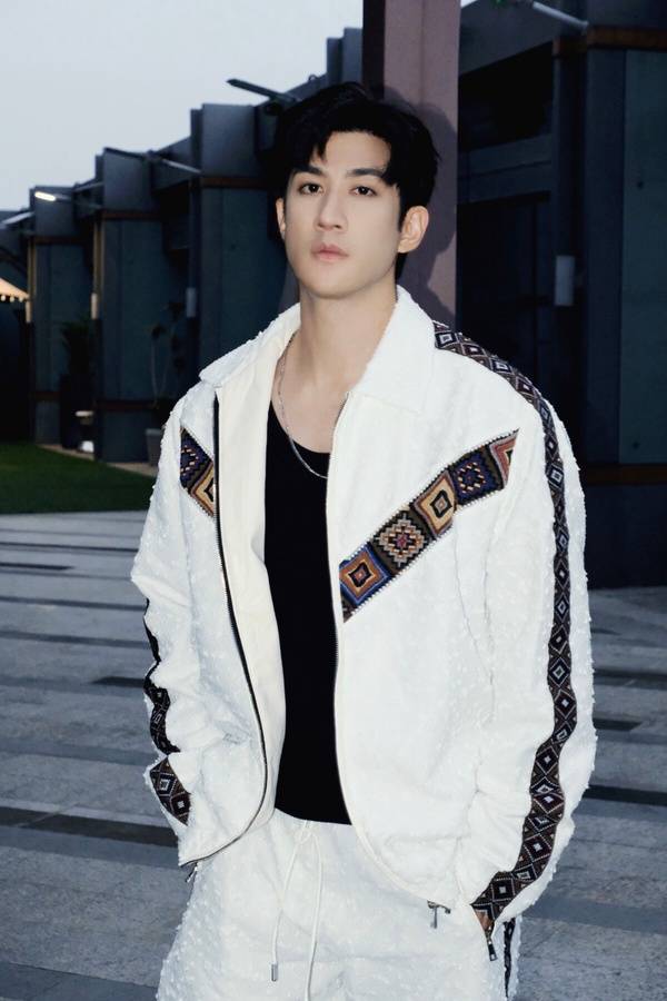 图片来源:微博@李治廷