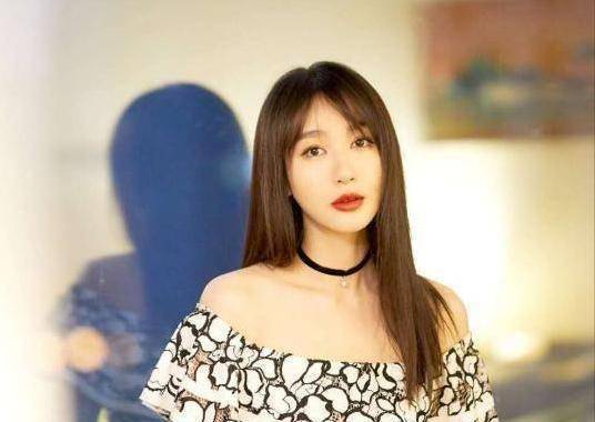 跟长相没关系,为什么10年后李菲儿还打不过angelababy?