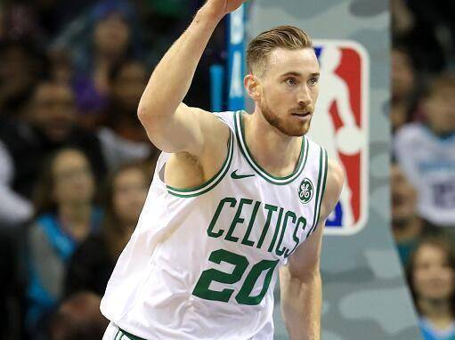 断腿之后的重生,场均30 8 7,他成为绿军新核_海沃德_核心_欧文