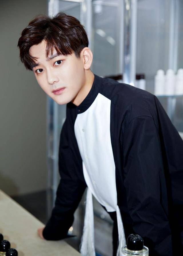 冬季男生穿搭,自有熊梓淇style来相伴,帅还有格调