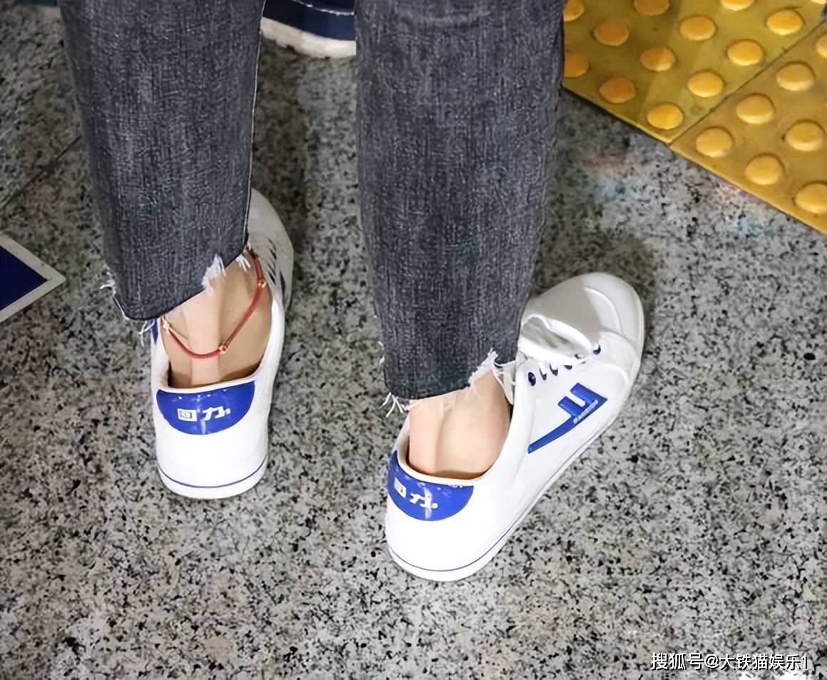 千万莫欺少年穷,魏大勋意外走红,颖儿的回旋镖终扎到