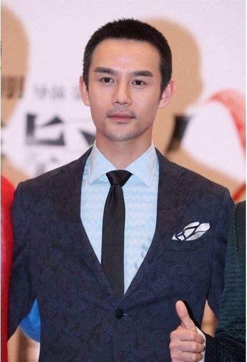 一直以来也都是短发寸头的造型居多,比如孙红雷,彭于晏,张一山等等,不