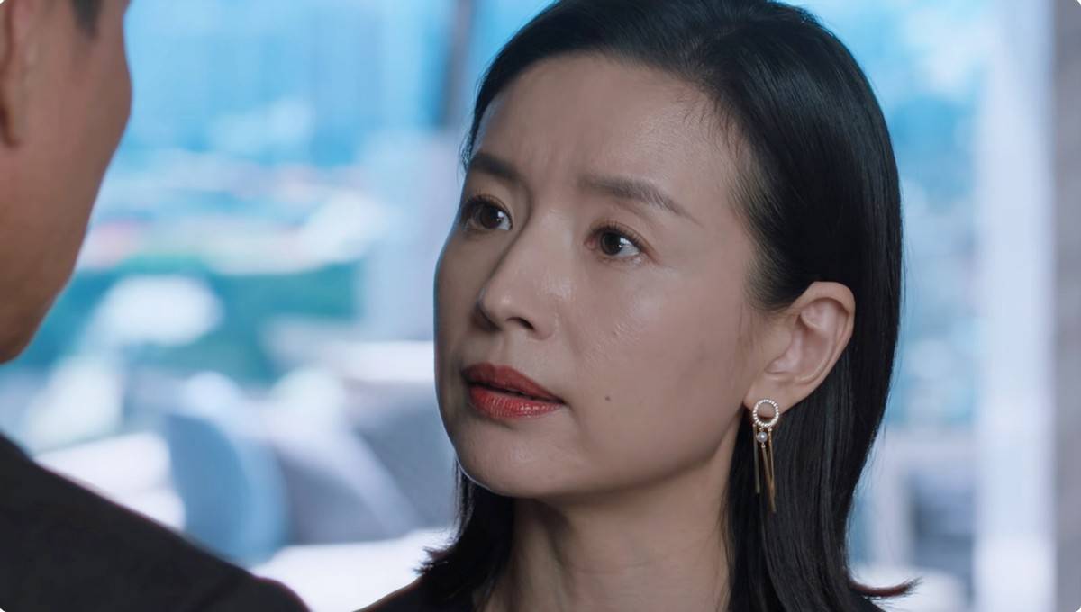 别"卖肉"尬演情妇了,周迅新剧女六号告诉你,什么叫媚骨天成_董洁_李怡