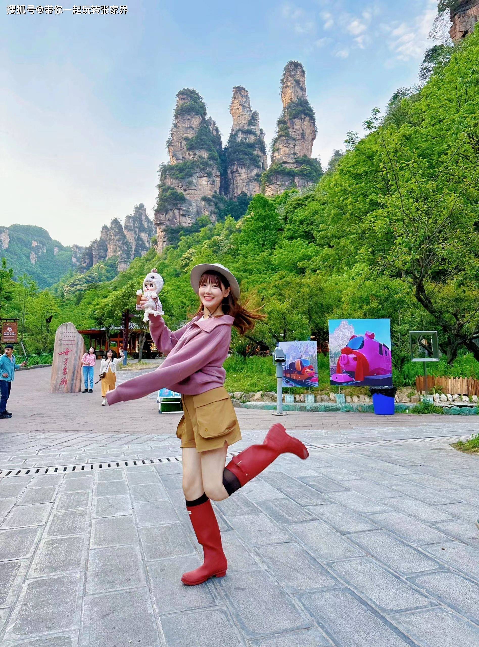 金鞭溪沿线是武陵源风景最美的地界