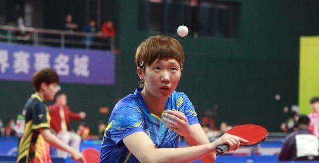 刘诗雯领衔再创佳绩,孙颖莎找樊振东签名_丁宁_北京队_广东队