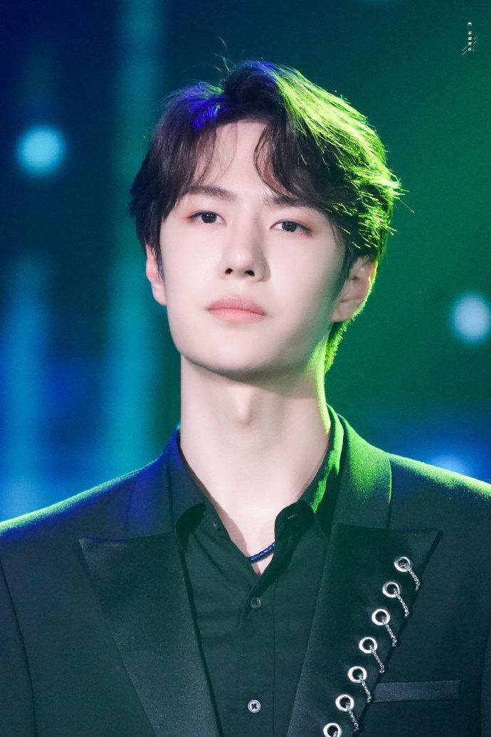 看到集体失声的宝格丽代言人,再看王一博甩掉耐克,仍为他所感动_品牌