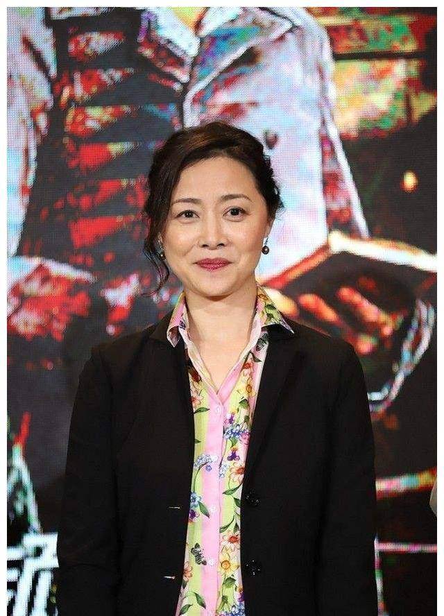 刘蓓和张健都是他事业上的恩人,他却和人家儿媳妇传出绯闻.