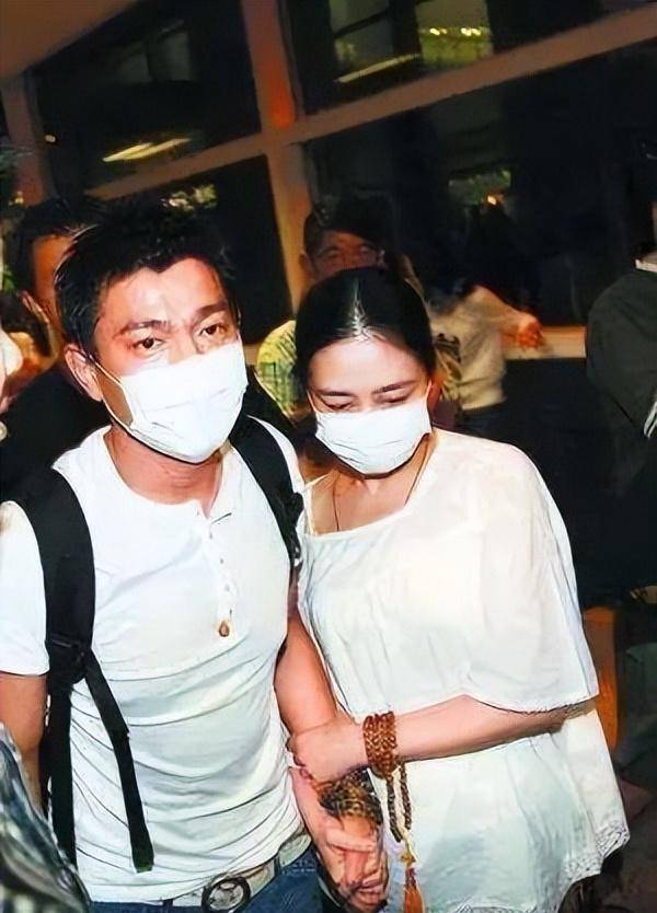 结婚12年,刘德华把朱丽倩保护得这么好_个字符_图片_感情