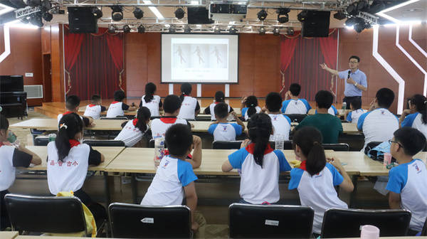 红心助苗 医路童行——盱眙县古桑中心小学赴南京医科大学开展健康