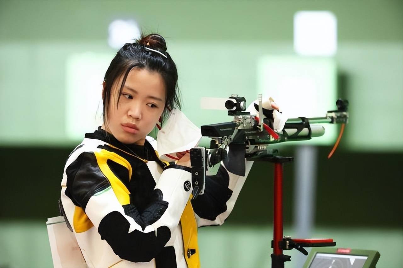 23岁杨倩性感打扮亮相,参加巴黎奥运基本无望,原因让人感叹_东京_时间