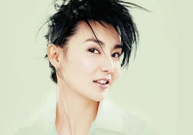 今年已经54岁的张曼玉,难道正常衰老就该受嘲笑吗?_连明星_都会_时候