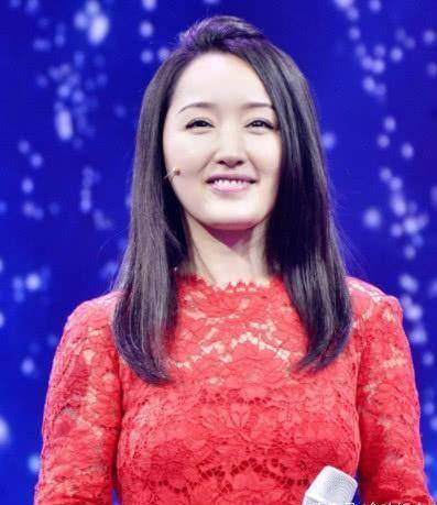 今年已经54岁的张曼玉,难道正常衰老就该受嘲笑吗?_连明星_都会_时候