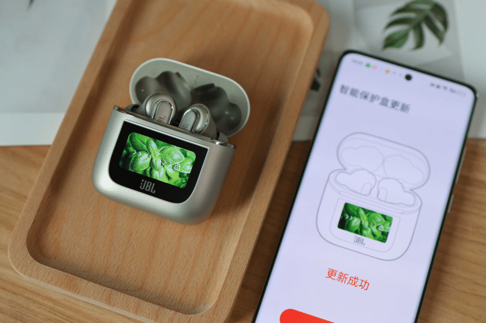 深度体验JBL TOUR PRO2,首款全彩LCD触控屏静噪耳机体验到底如何?