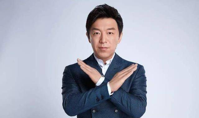 黄渤走穴结识周迅,宋小宝洗错盘子被打,击痛他们的正在鞭策我们_时候