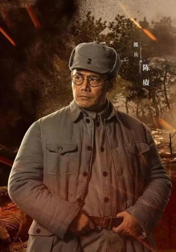 大决战:高希希对战争全景把控能力令人担忧,字幕地图成了标配_历史