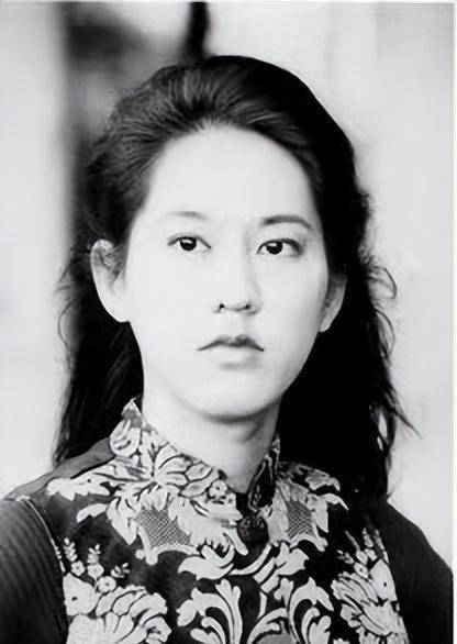 "穿越"70年,杀死了美籍华裔女作家张纯如_日本_中国_作品