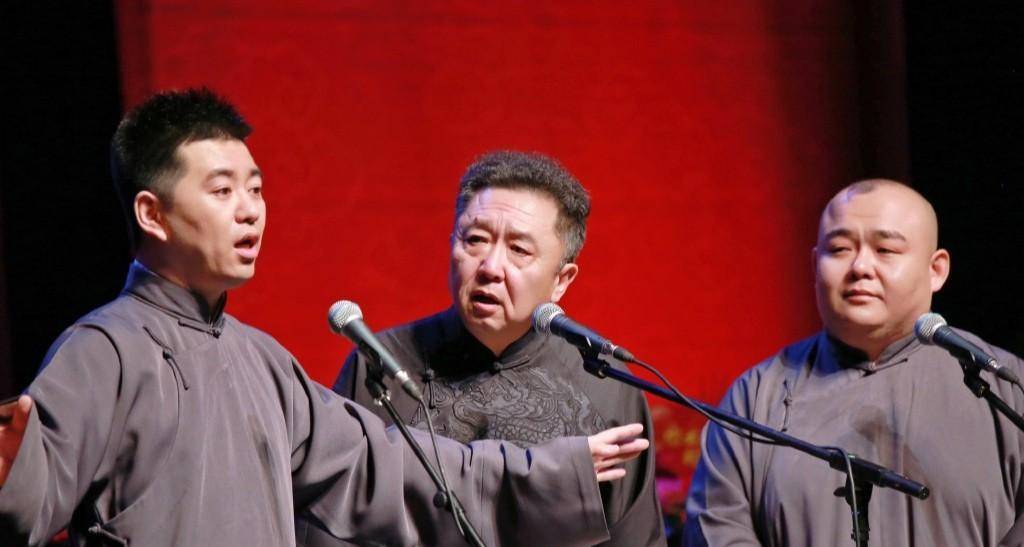 于谦徒弟讽刺相声行业,跟风模仿张云雷的太多,不愧是德云社大哥_冯照
