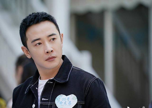 演技细腻丰富,将汉惠帝刘盈的无奈悲情和窦长君的洒脱痴情演绎得入木