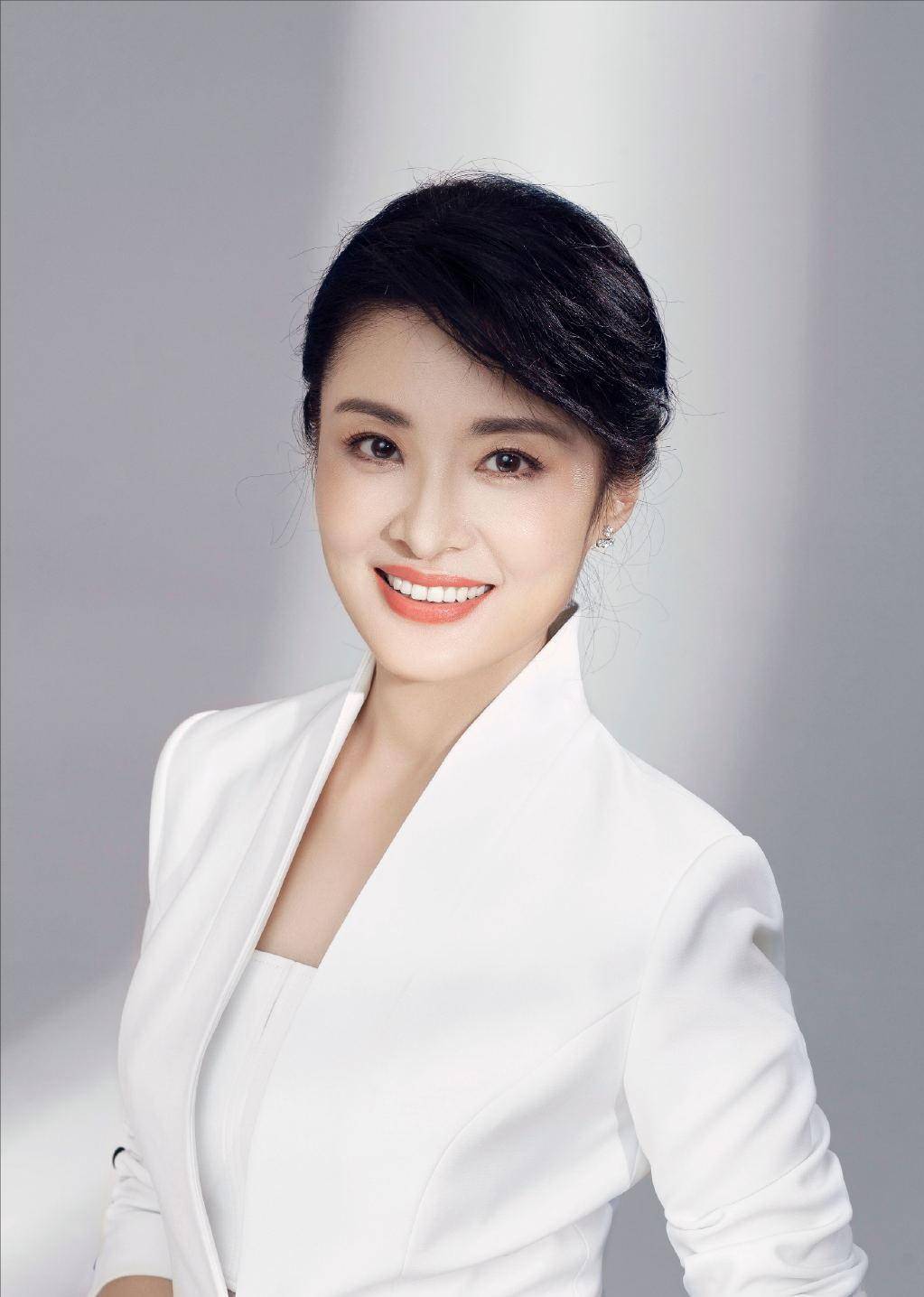 5年后再看周涛才明白:尽情奔跑的人生有多耀眼,不愧是"一姐"_工作