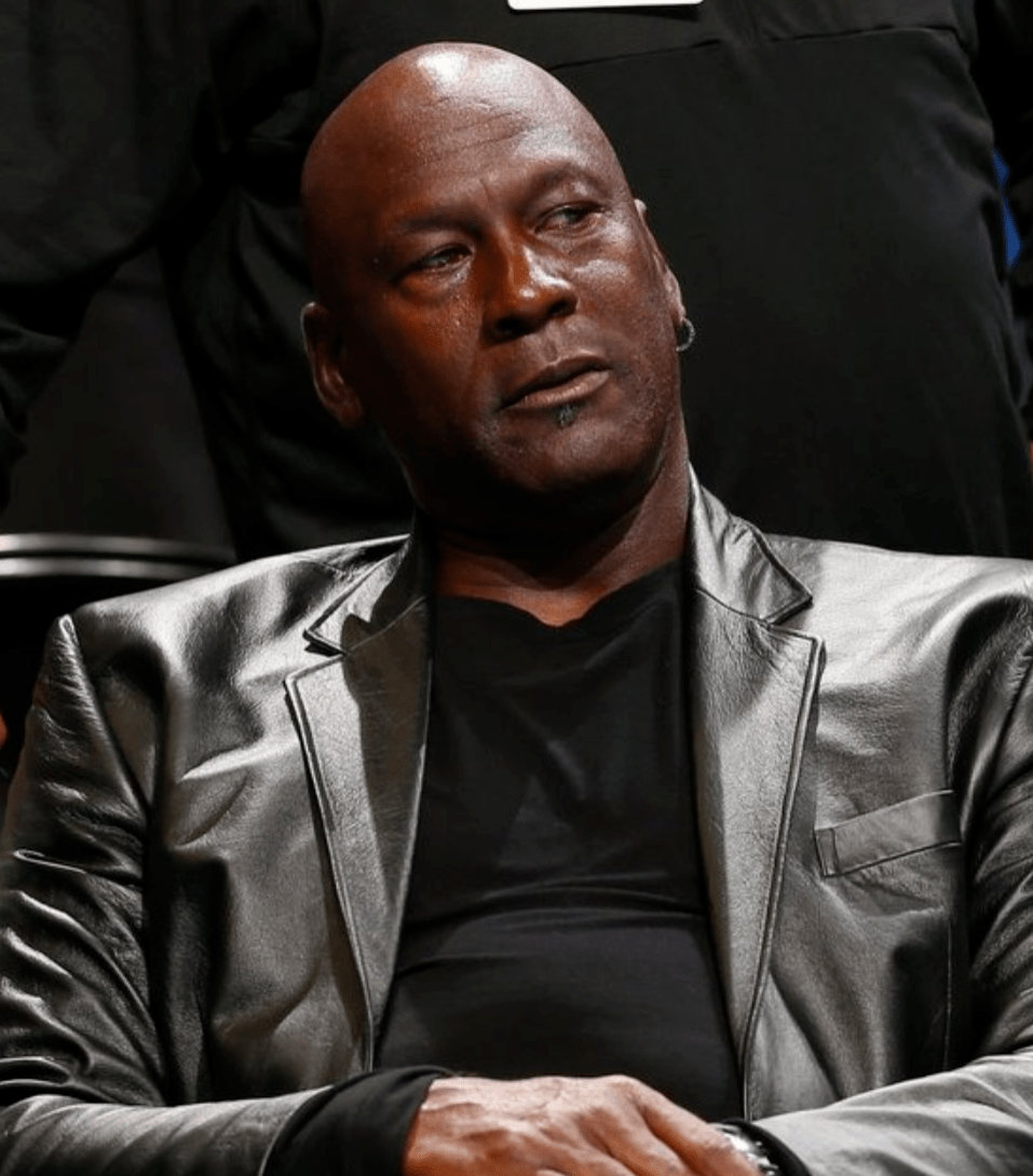 一年13亿美元!杀疯了,这才是篮球之神!_马库斯_皮蓬_黄蜂