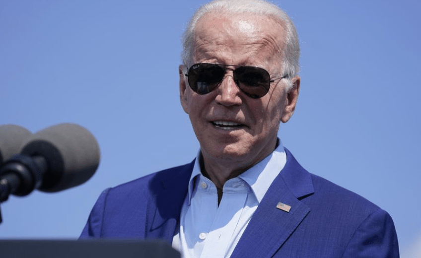 是在9月30号本财年结束之前,通过美国为帕劳,马绍尔群岛,密克罗尼西亚