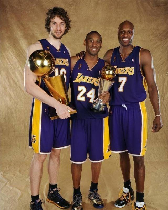 麦迪:09年的湖人,把科比换成克劳福德照样夺冠,科比的队友太强_球星